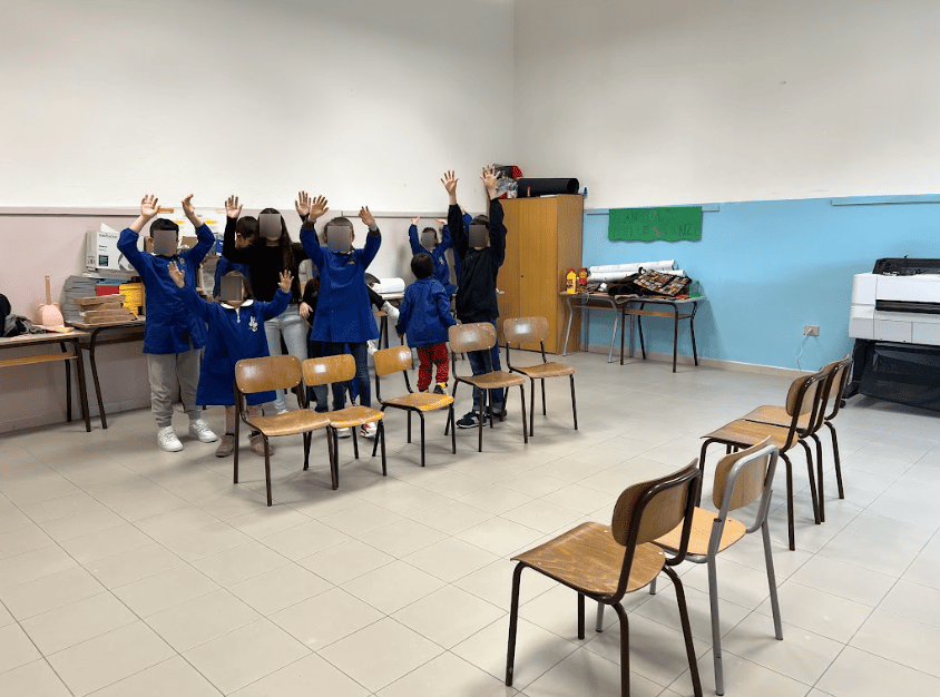 La cura del gruppo nell’inverno del Giardino della Pace.
